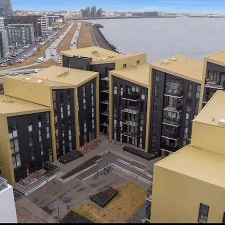 Apartment Premium Queen Downtown *