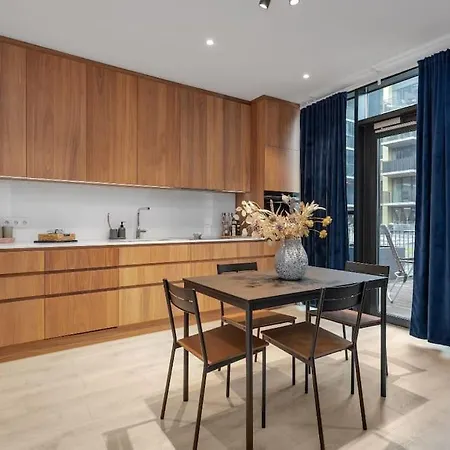 Premium Queen Downtown Apartment Reykjavik